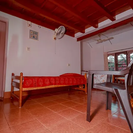 Prakruthi Home Stay Sollebail Exterior photo