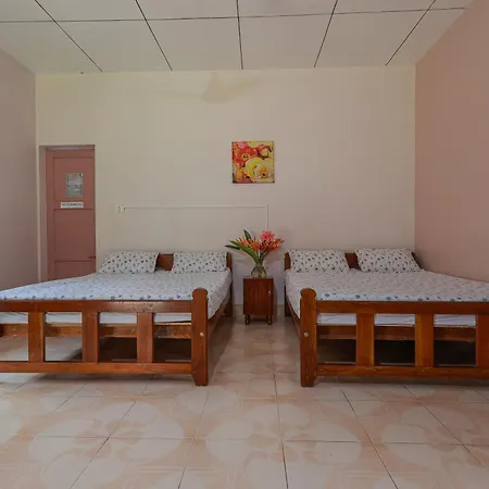 Prakruthi Home Stay Sollebail Exterior photo