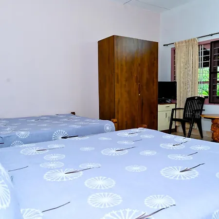 Prakruthi Home Stay Sollebail Exterior photo
