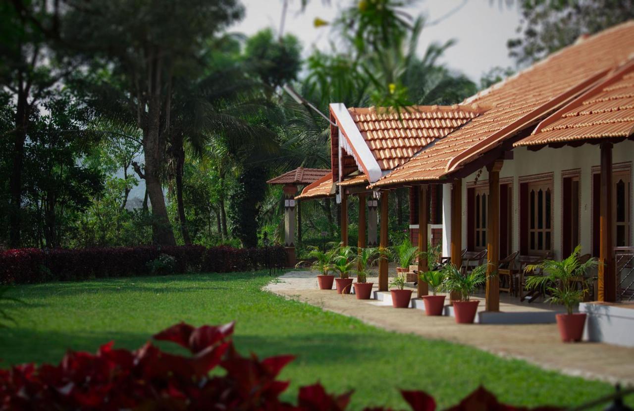 Prakruthi Homestay *