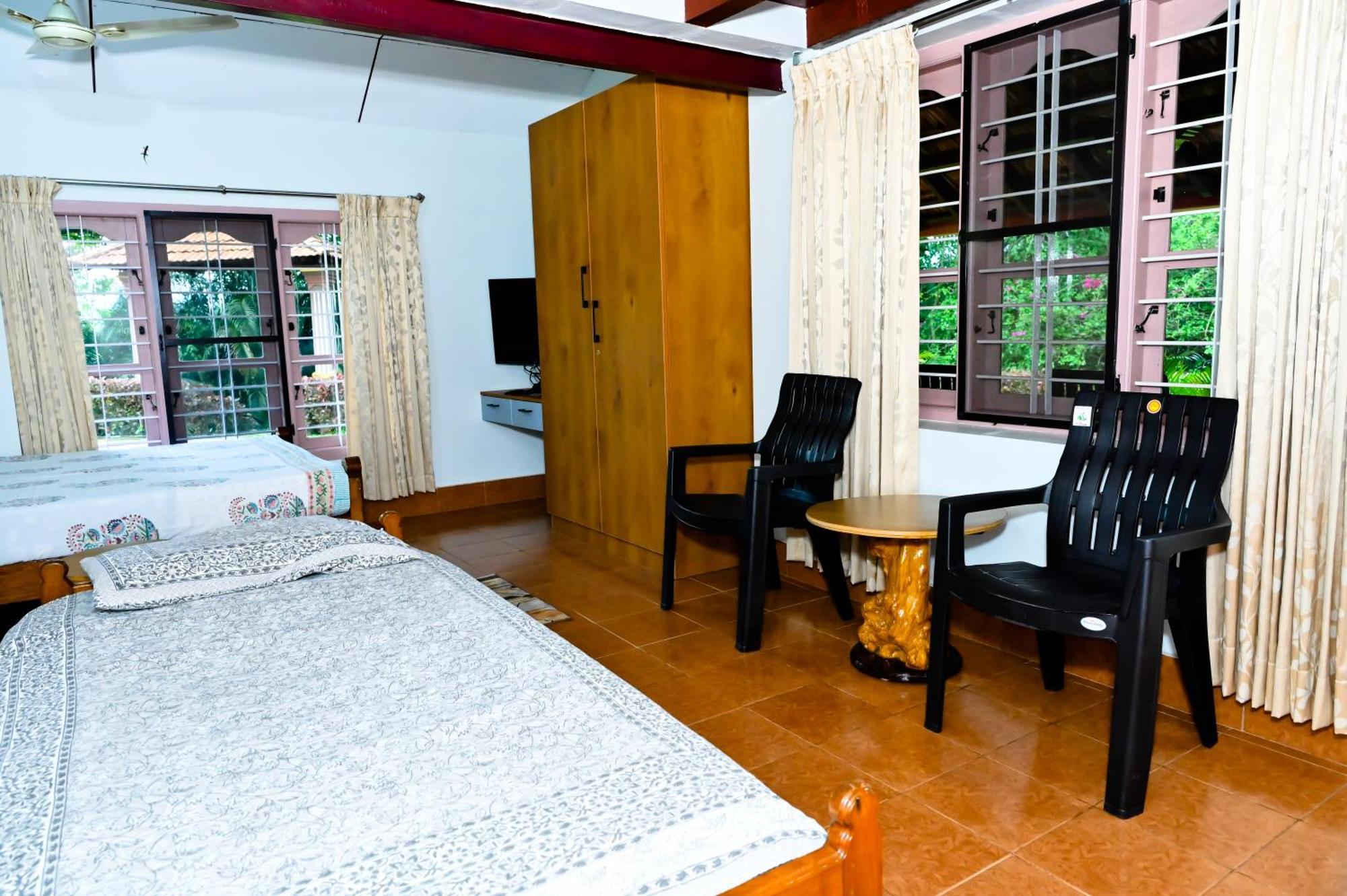 Prakruthi Homestay Sollebail