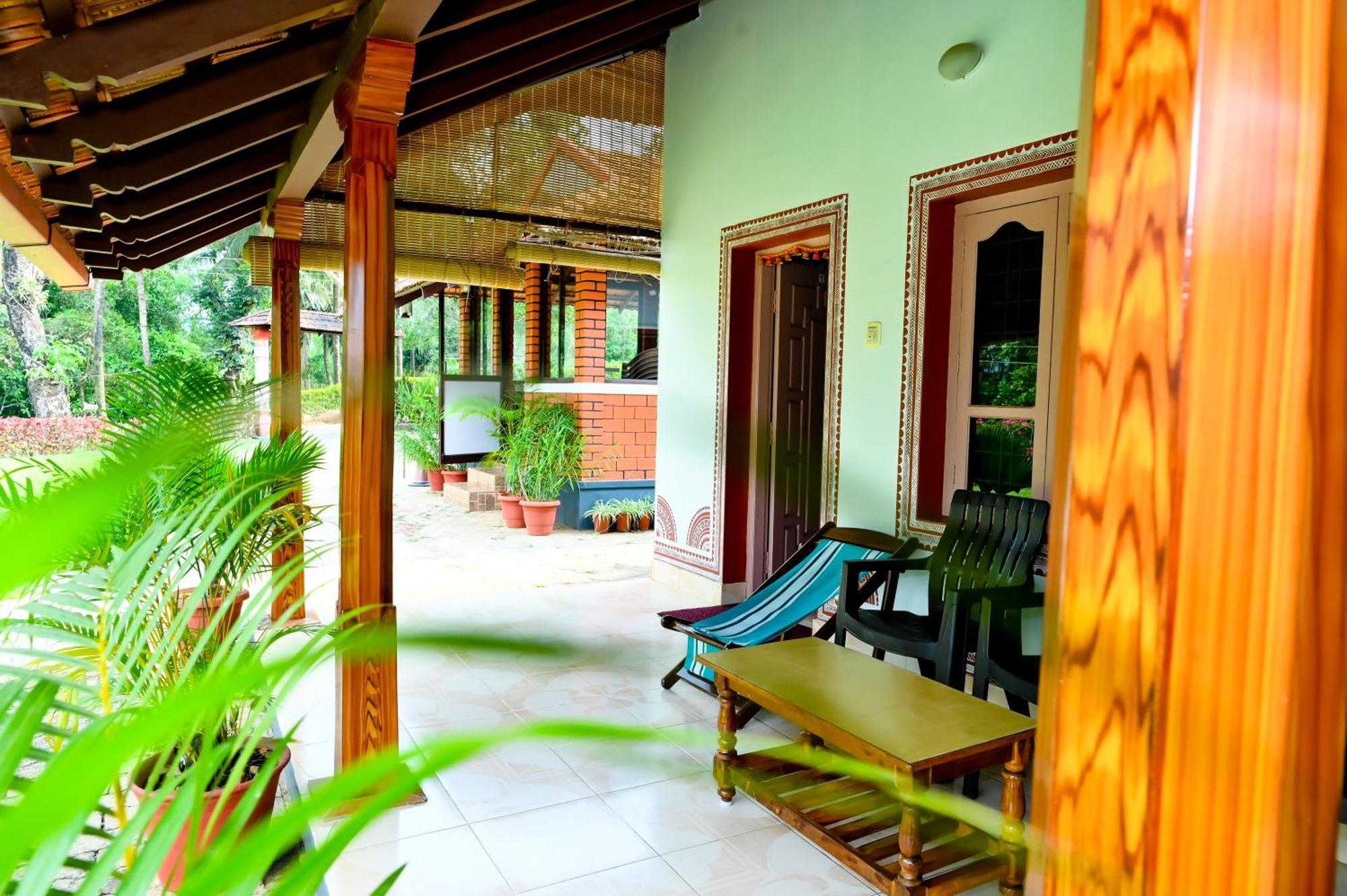 Prakruthi Homestay *