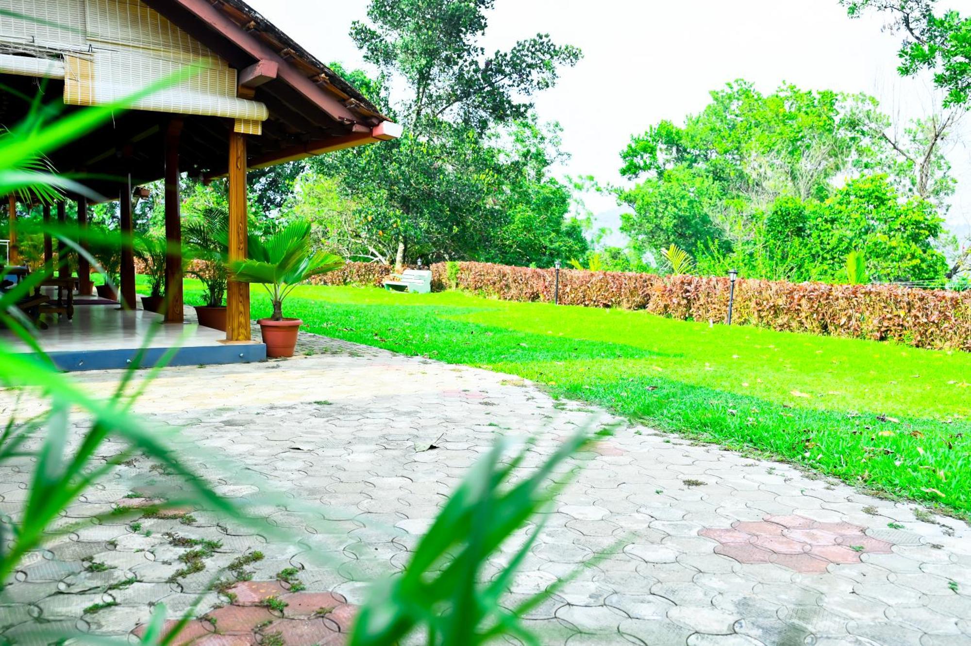 Prakruthi Homestay Sollebail
