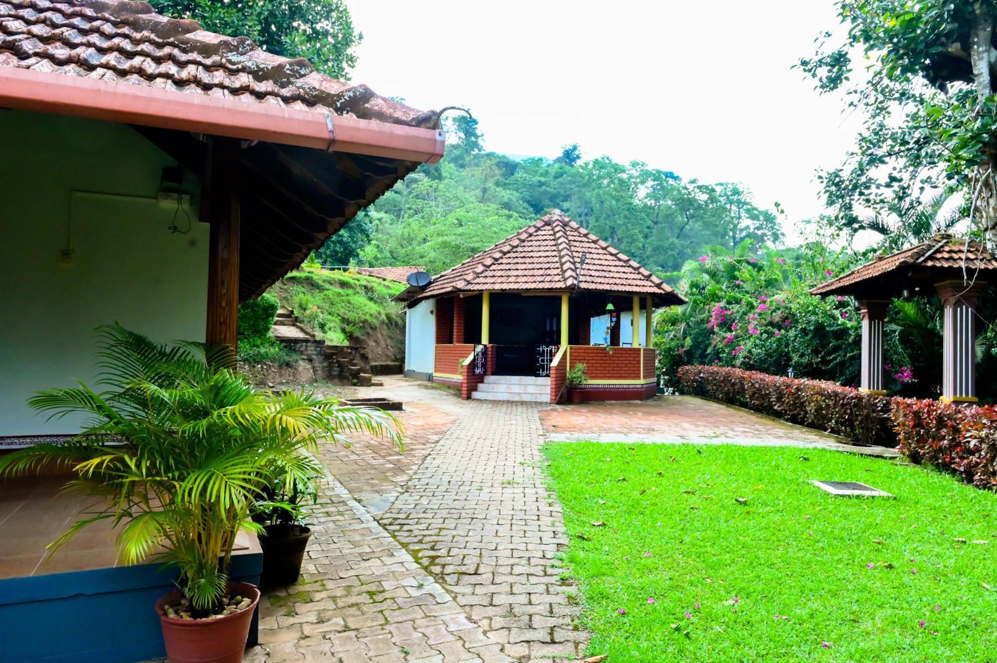 Prakruthi * Sollebail